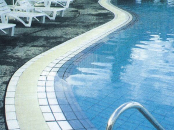 Wave Drain Grate Poolside - Aquachem