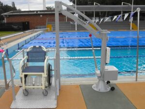 portable aquatic lifts for commercial pools.